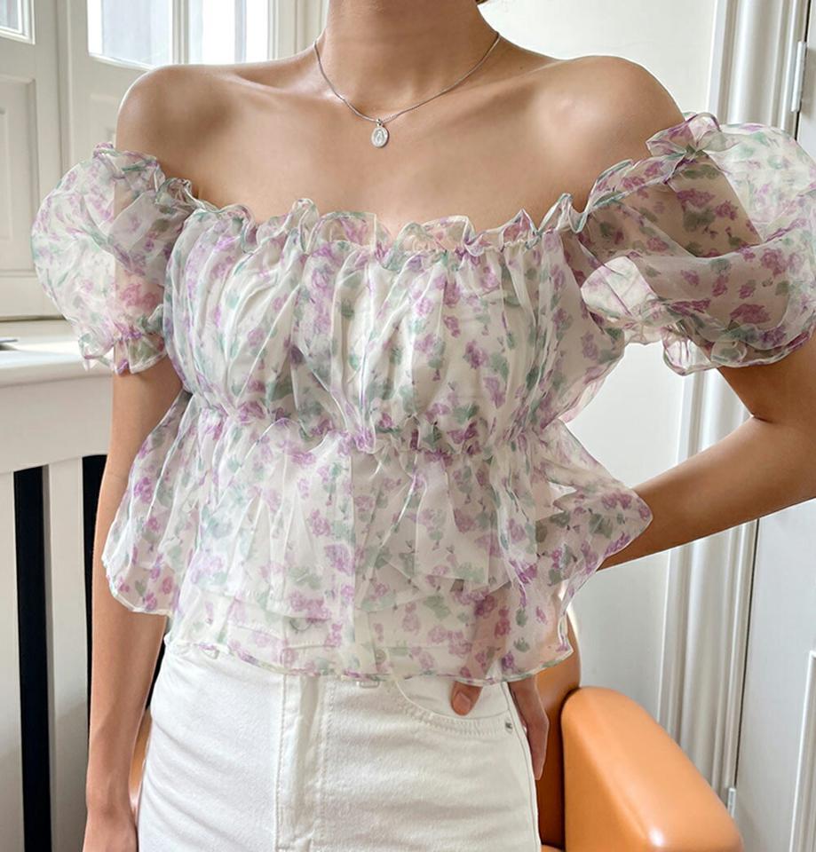 【10%OFF】2WAY花柄シフォンペプラムブラウス・t67015 レディース 【bl】トップス ブラウス 半袖 パフスリーブ 透け感 シアー シースルー シフォン ペプラム 花柄 ガーリー フェミニン かわいい オフショルダー 肩出し 赤 レッド 夏 韓国ファッション セール SALE