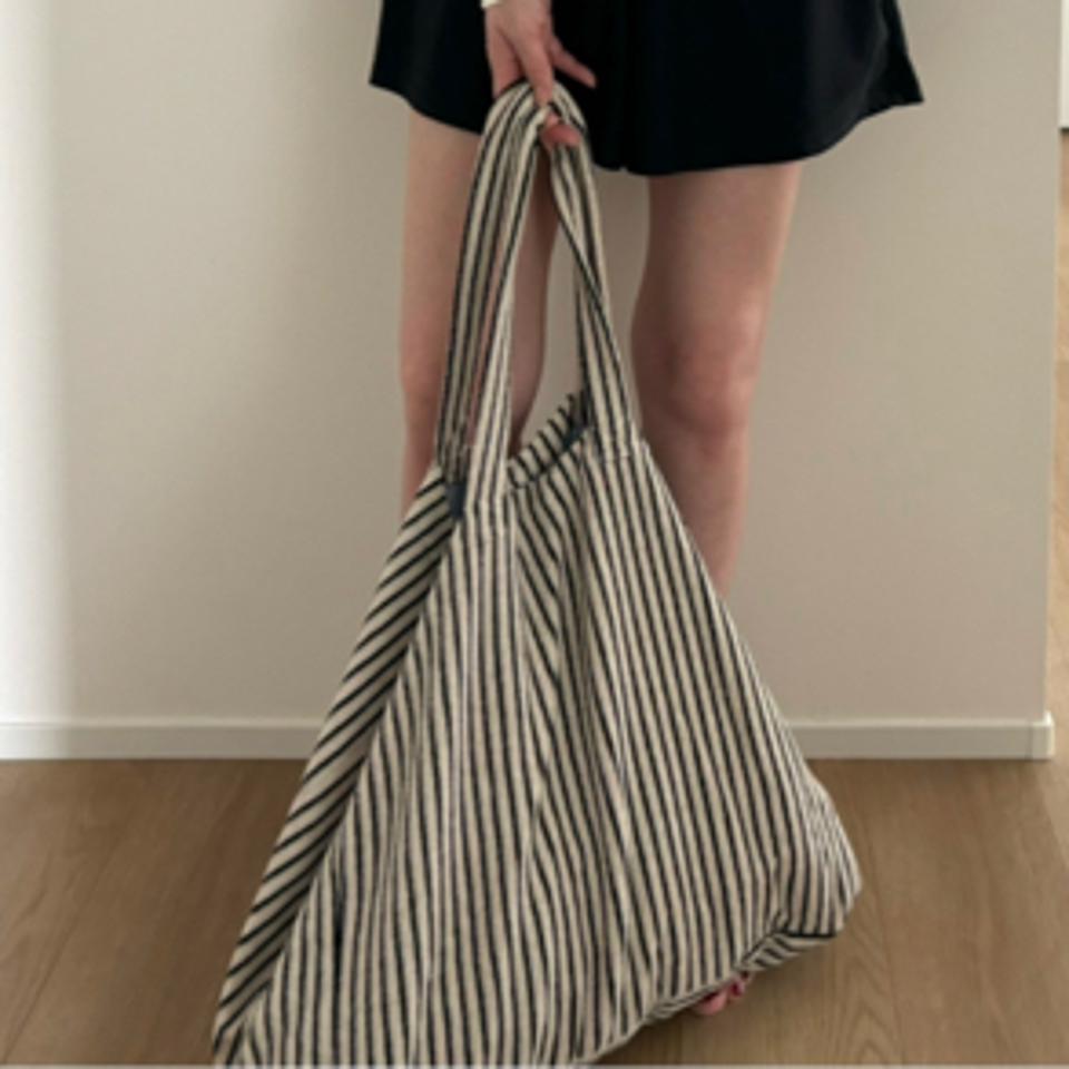 titivateのトートバッグ