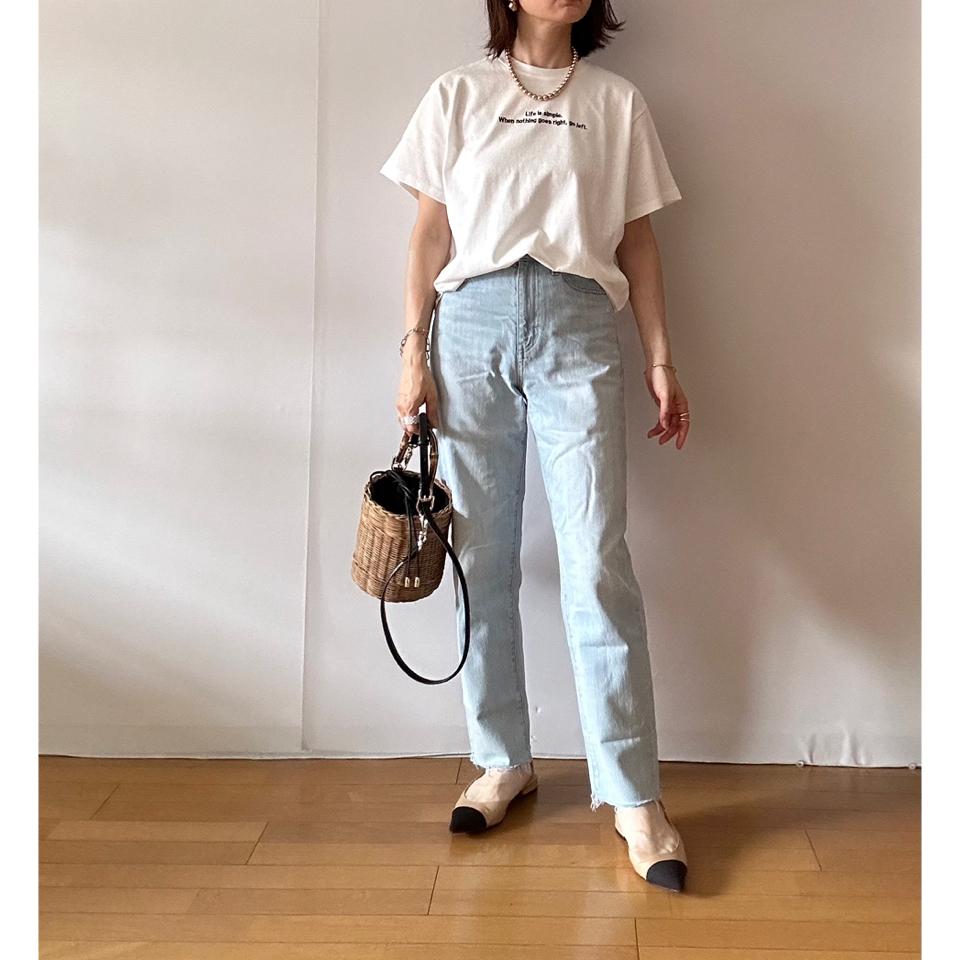{{.FirstItem.Brand.Name}}({{.FirstItem.Brand.NameKana}})の「{{.FirstItem.Name}}」を使った{{.PostType}}