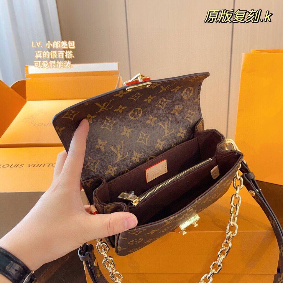 {{.FirstItem.Brand.Name}}({{.FirstItem.Brand.NameKana}})の「{{.FirstItem.Name}}」を使った{{.PostType}}