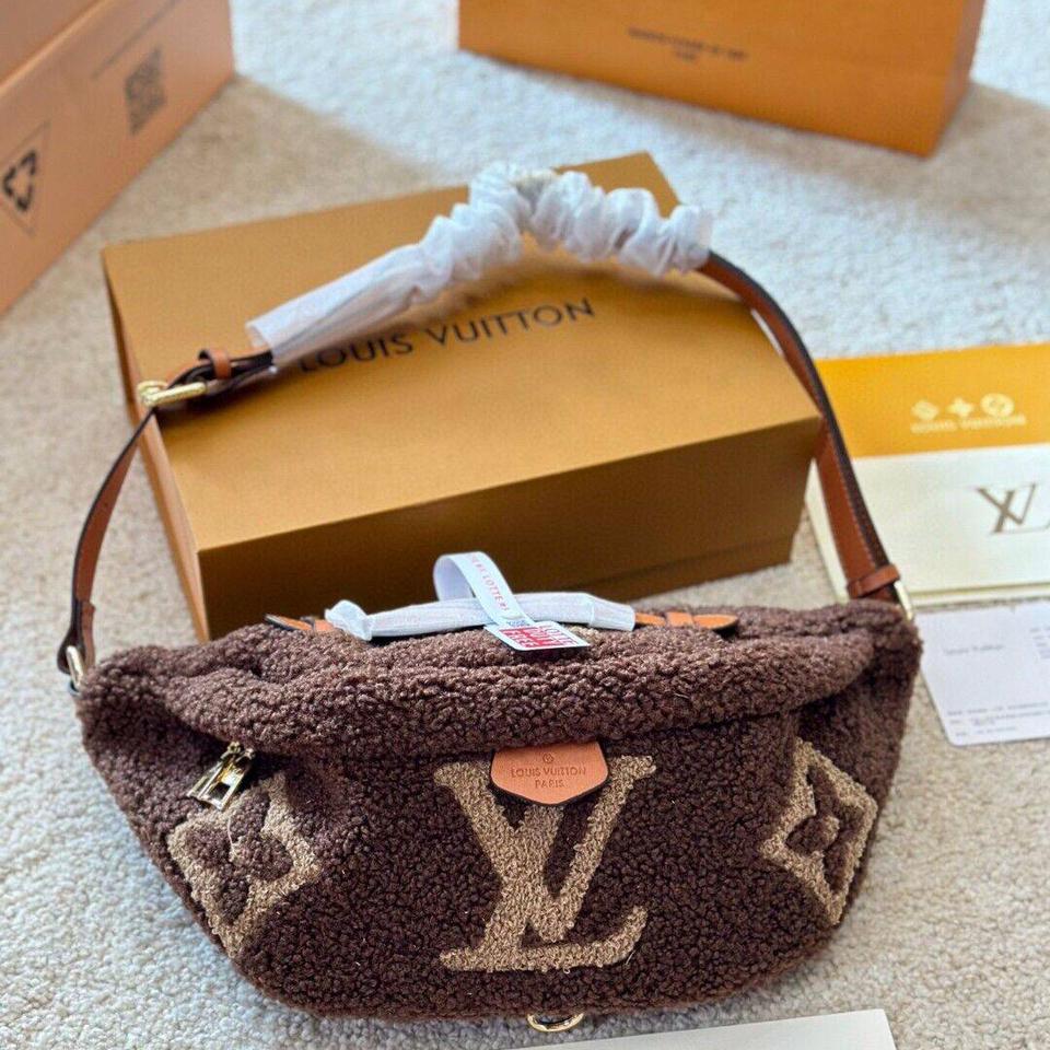 {{.FirstItem.Brand.Name}}({{.FirstItem.Brand.NameKana}})の「{{.FirstItem.Name}}」を使った{{.PostType}}