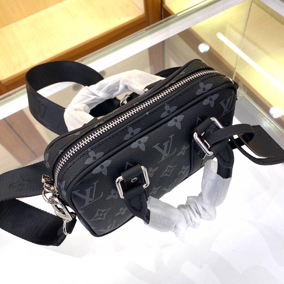 {{.FirstItem.Brand.Name}}({{.FirstItem.Brand.NameKana}})の「{{.FirstItem.Name}}」を使った{{.PostType}}