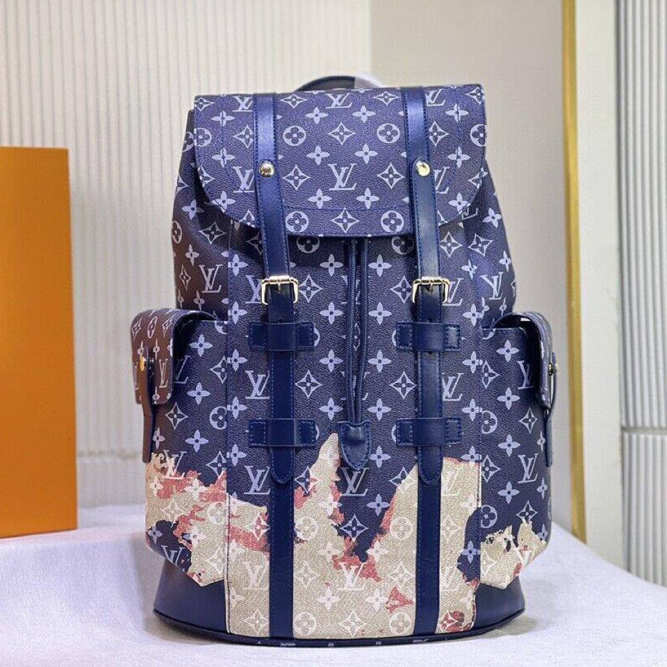 {{.FirstItem.Brand.Name}}({{.FirstItem.Brand.NameKana}})の「{{.FirstItem.Name}}」を使った{{.PostType}}