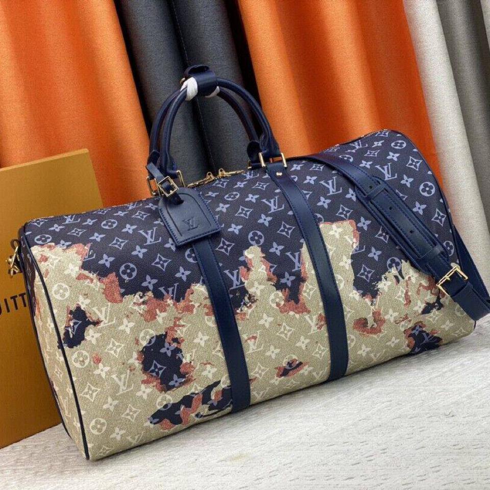 {{.FirstItem.Brand.Name}}({{.FirstItem.Brand.NameKana}})の「{{.FirstItem.Name}}」を使った{{.PostType}}
