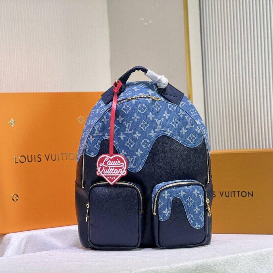 {{.FirstItem.Brand.Name}}({{.FirstItem.Brand.NameKana}})の「{{.FirstItem.Name}}」を使った{{.PostType}}