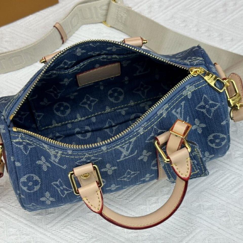 {{.FirstItem.Brand.Name}}({{.FirstItem.Brand.NameKana}})の「{{.FirstItem.Name}}」を使った{{.PostType}}