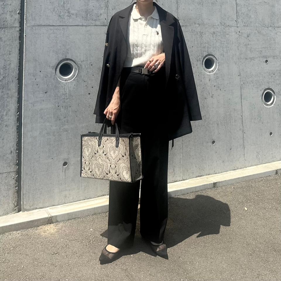 {{.FirstItem.Brand.Name}}({{.FirstItem.Brand.NameKana}})の「{{.FirstItem.Name}}」を使った{{.PostType}}