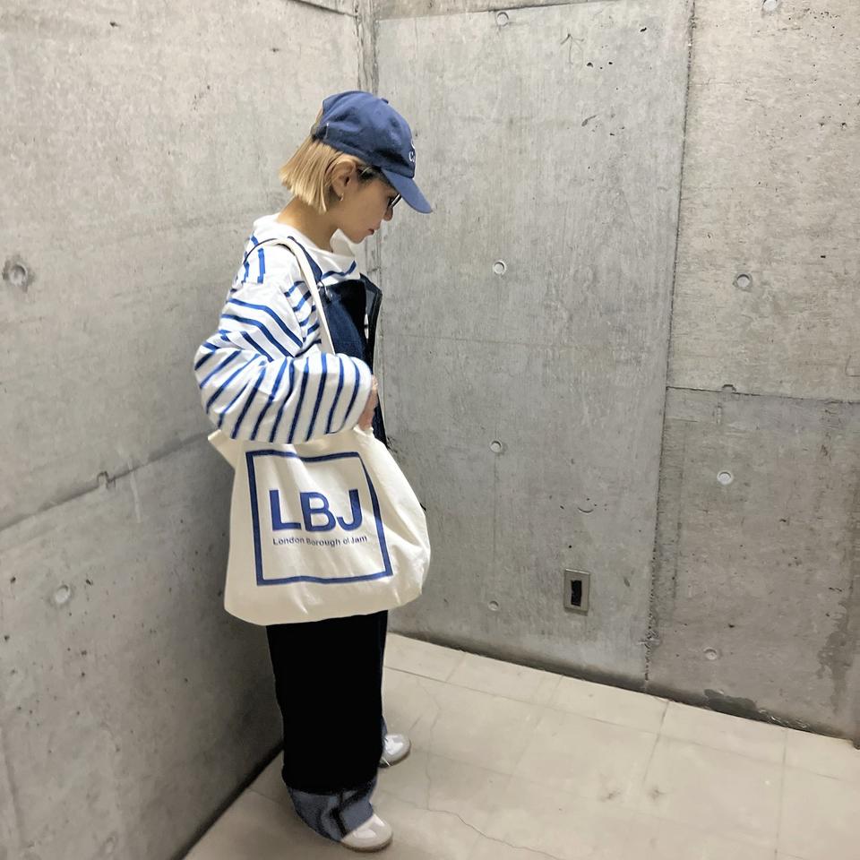 {{.FirstItem.Brand.Name}}({{.FirstItem.Brand.NameKana}})の「{{.FirstItem.Name}}」を使った{{.PostType}}