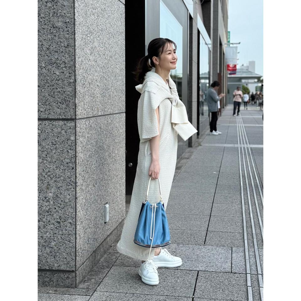 {{.FirstItem.Brand.Name}}({{.FirstItem.Brand.NameKana}})の「{{.FirstItem.Name}}」を使った{{.PostType}}
