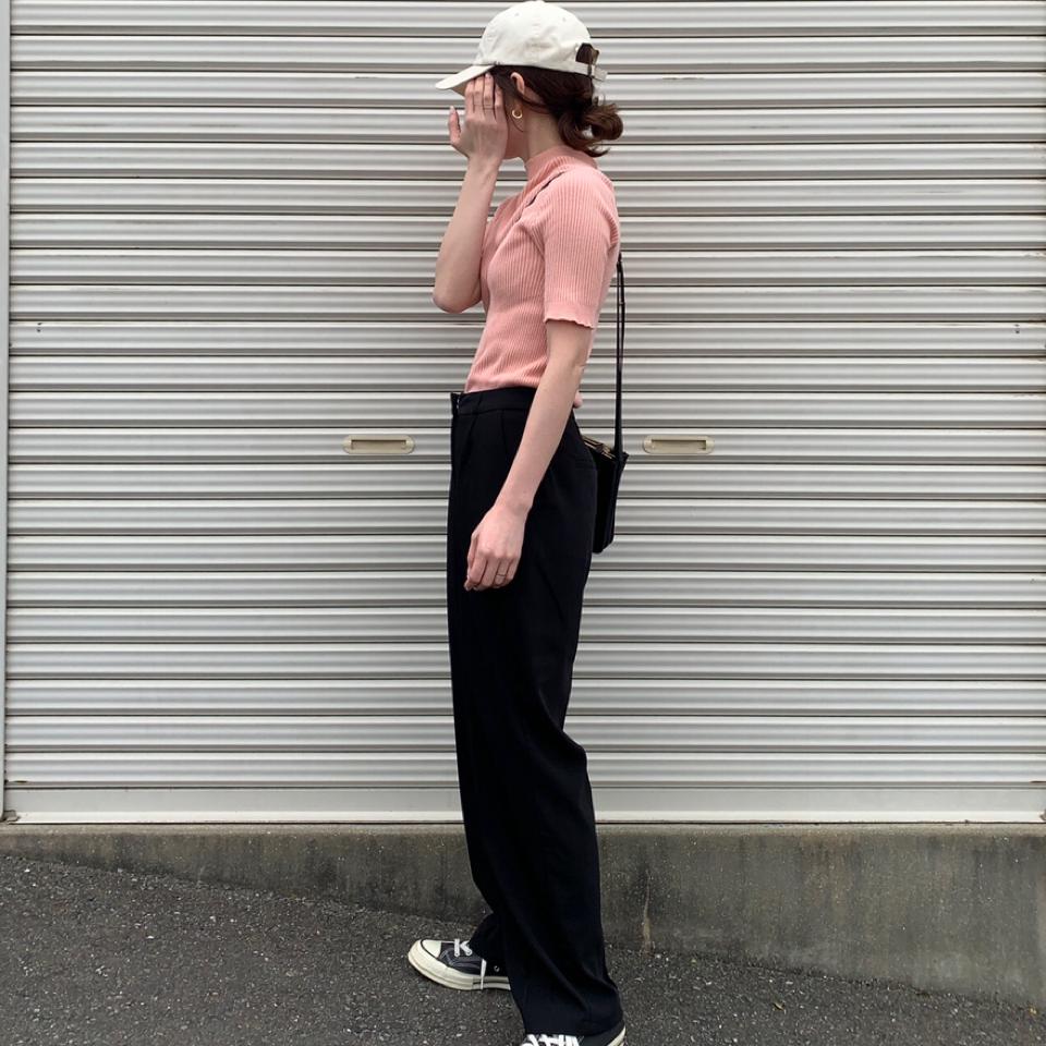 {{.FirstItem.Brand.Name}}({{.FirstItem.Brand.NameKana}})の「{{.FirstItem.Name}}」を使った{{.PostType}}
