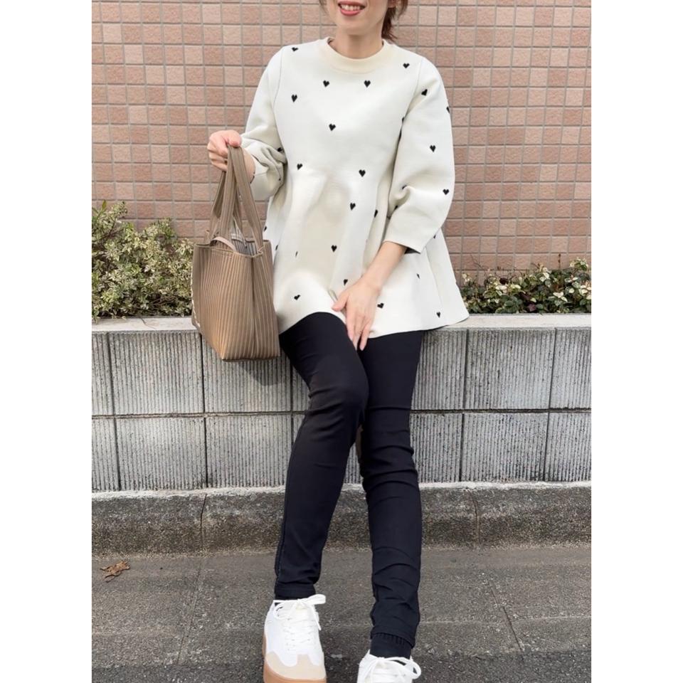 {{.FirstItem.Brand.Name}}({{.FirstItem.Brand.NameKana}})の「{{.FirstItem.Name}}」を使った{{.PostType}}