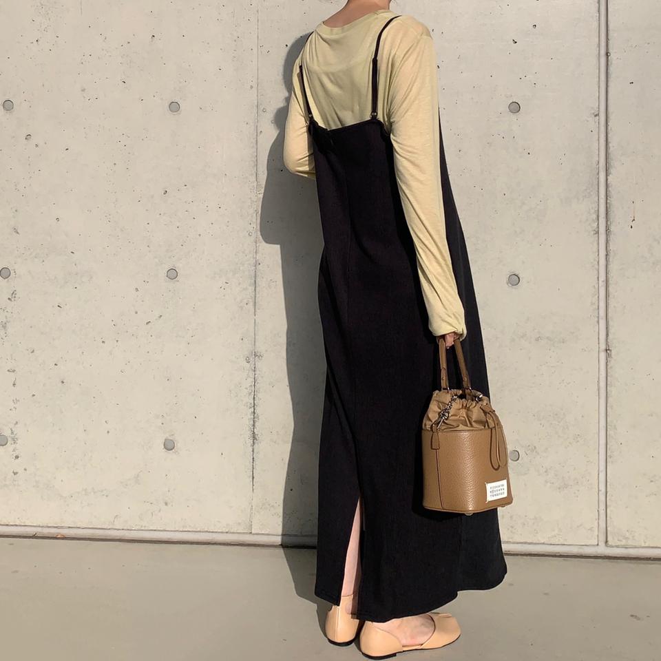 {{.FirstItem.Brand.Name}}({{.FirstItem.Brand.NameKana}})の「{{.FirstItem.Name}}」を使った{{.PostType}}