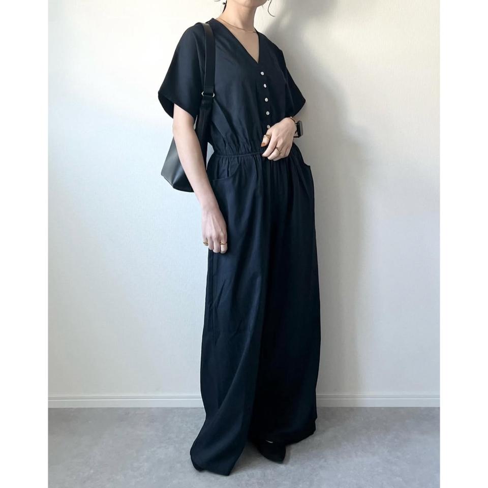 {{.FirstItem.Brand.Name}}({{.FirstItem.Brand.NameKana}})の「{{.FirstItem.Name}}」を使った{{.PostType}}