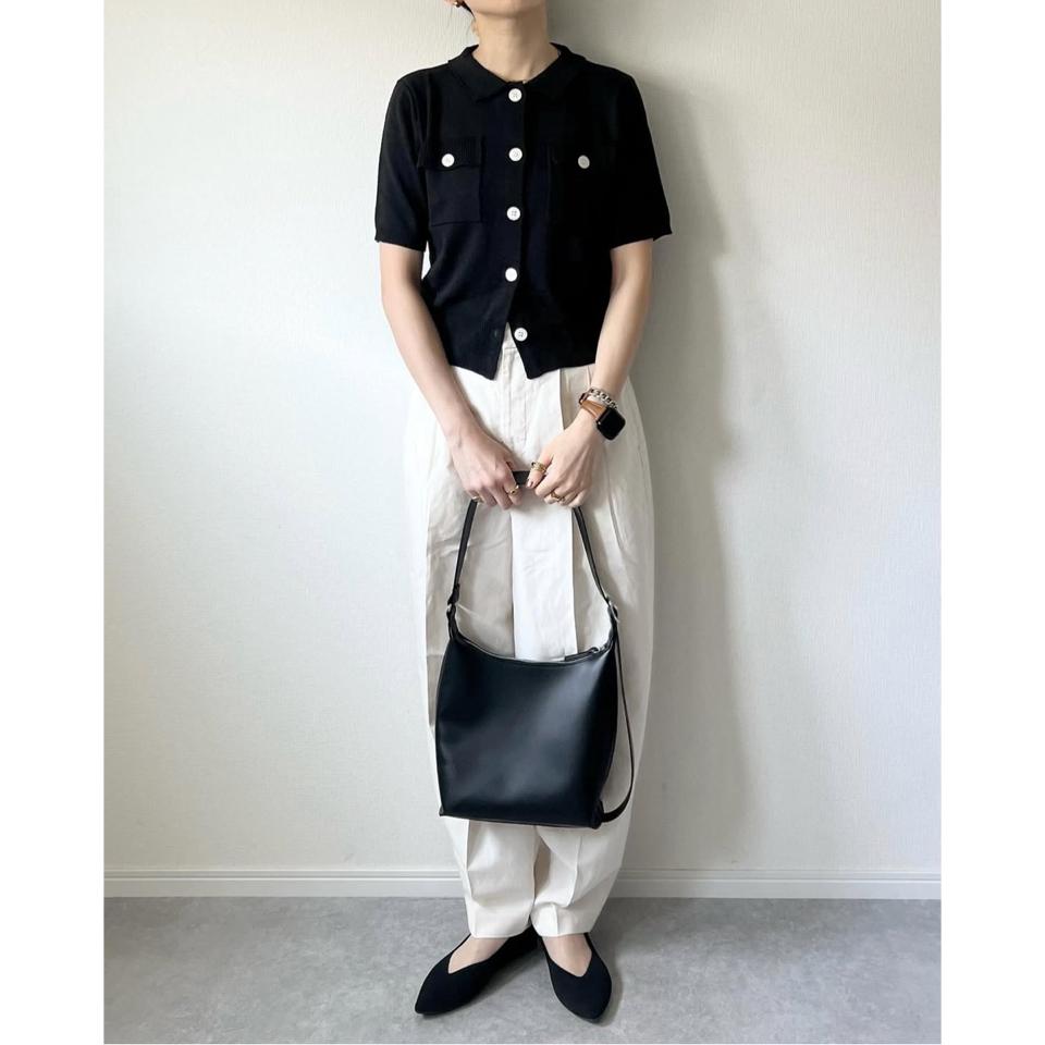 {{.FirstItem.Brand.Name}}({{.FirstItem.Brand.NameKana}})の「{{.FirstItem.Name}}」を使った{{.PostType}}