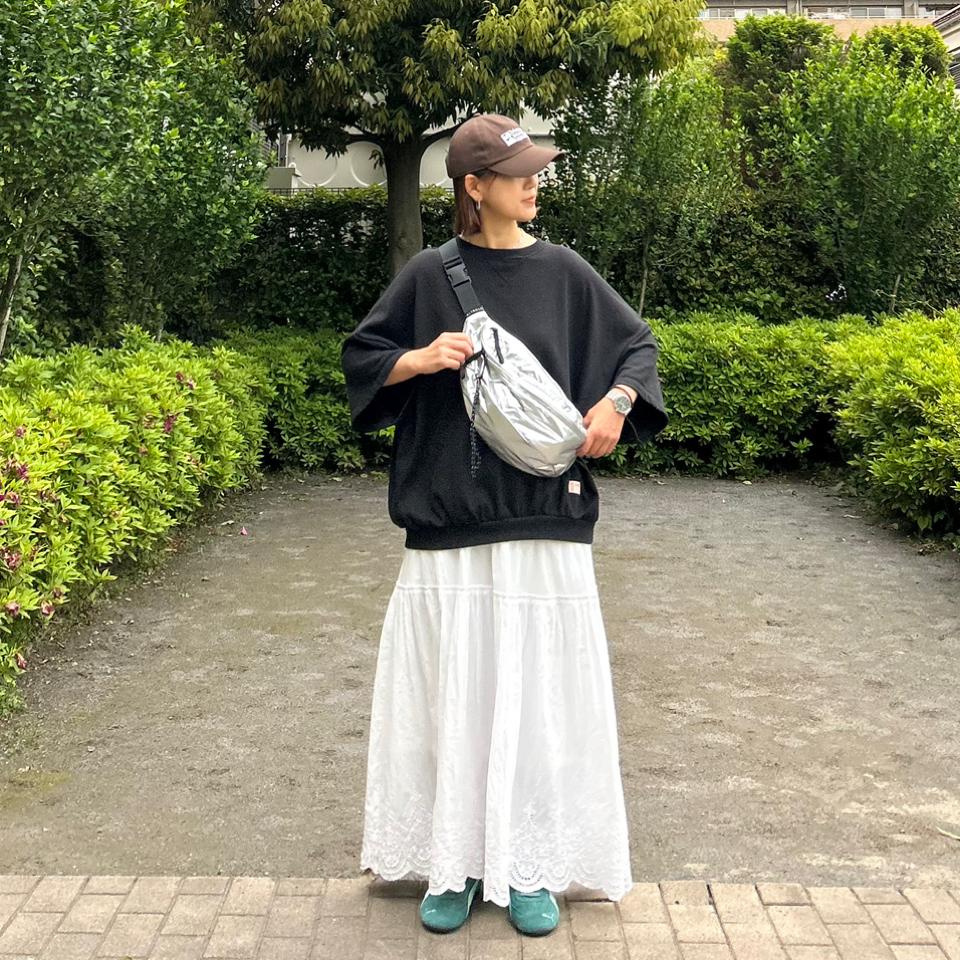 {{.FirstItem.Brand.Name}}({{.FirstItem.Brand.NameKana}})の「{{.FirstItem.Name}}」を使った{{.PostType}}