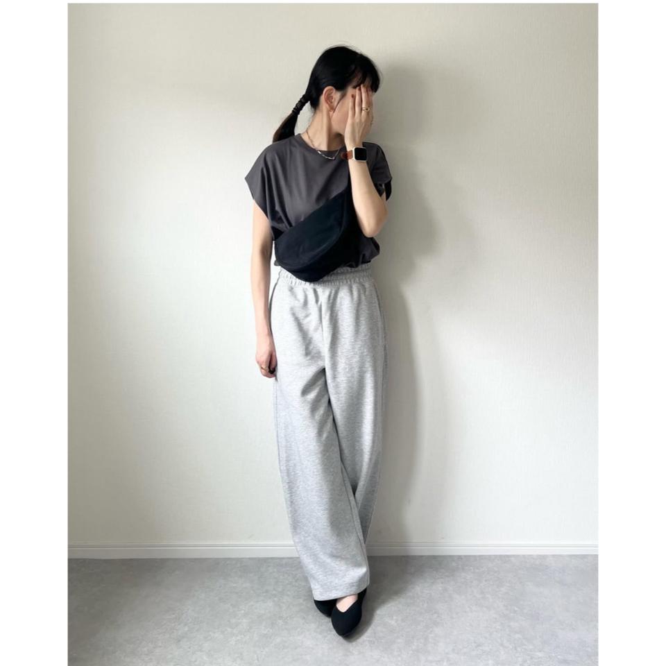 {{.FirstItem.Brand.Name}}({{.FirstItem.Brand.NameKana}})の「{{.FirstItem.Name}}」を使った{{.PostType}}