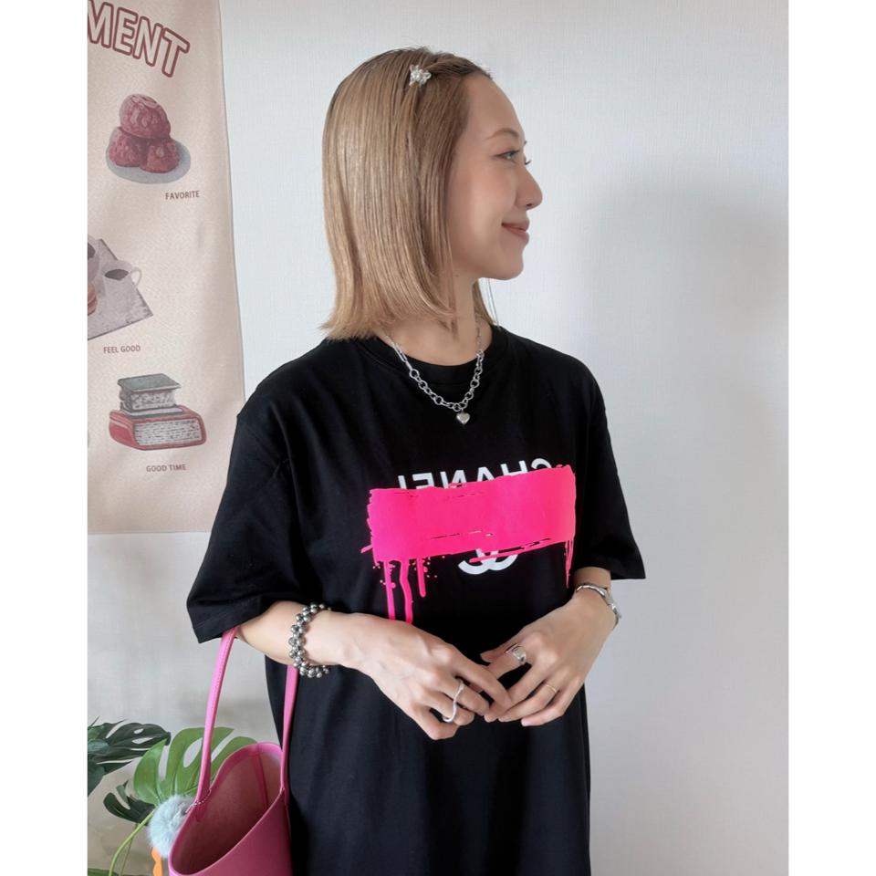 {{.FirstItem.Brand.Name}}({{.FirstItem.Brand.NameKana}})の「{{.FirstItem.Name}}」を使った{{.PostType}}
