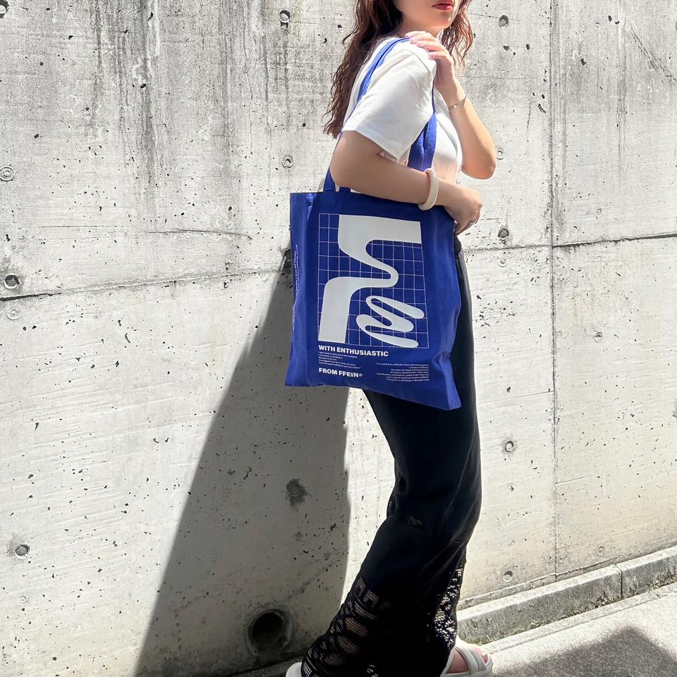 {{.FirstItem.Brand.Name}}({{.FirstItem.Brand.NameKana}})の「{{.FirstItem.Name}}」を使った{{.PostType}}