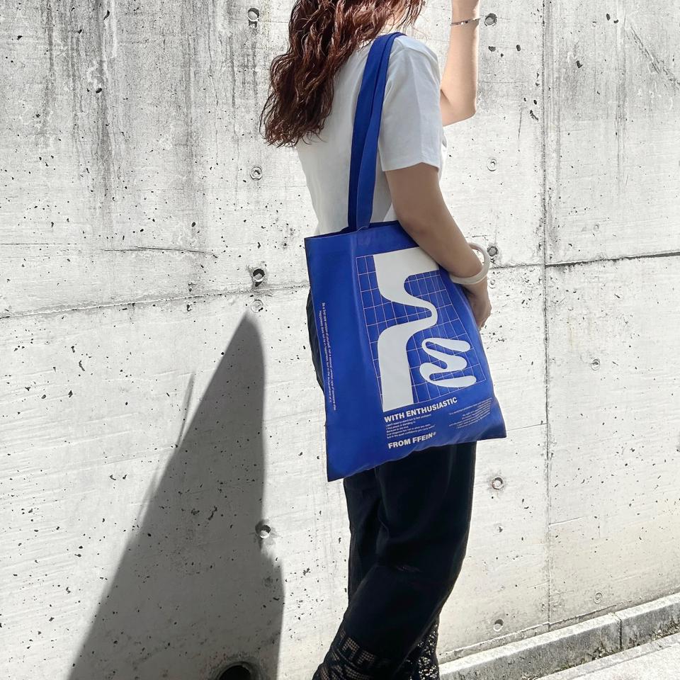 {{.FirstItem.Brand.Name}}({{.FirstItem.Brand.NameKana}})の「{{.FirstItem.Name}}」を使った{{.PostType}}