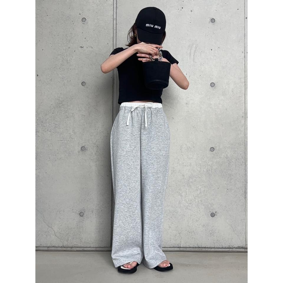 {{.FirstItem.Brand.Name}}({{.FirstItem.Brand.NameKana}})の「{{.FirstItem.Name}}」を使った{{.PostType}}