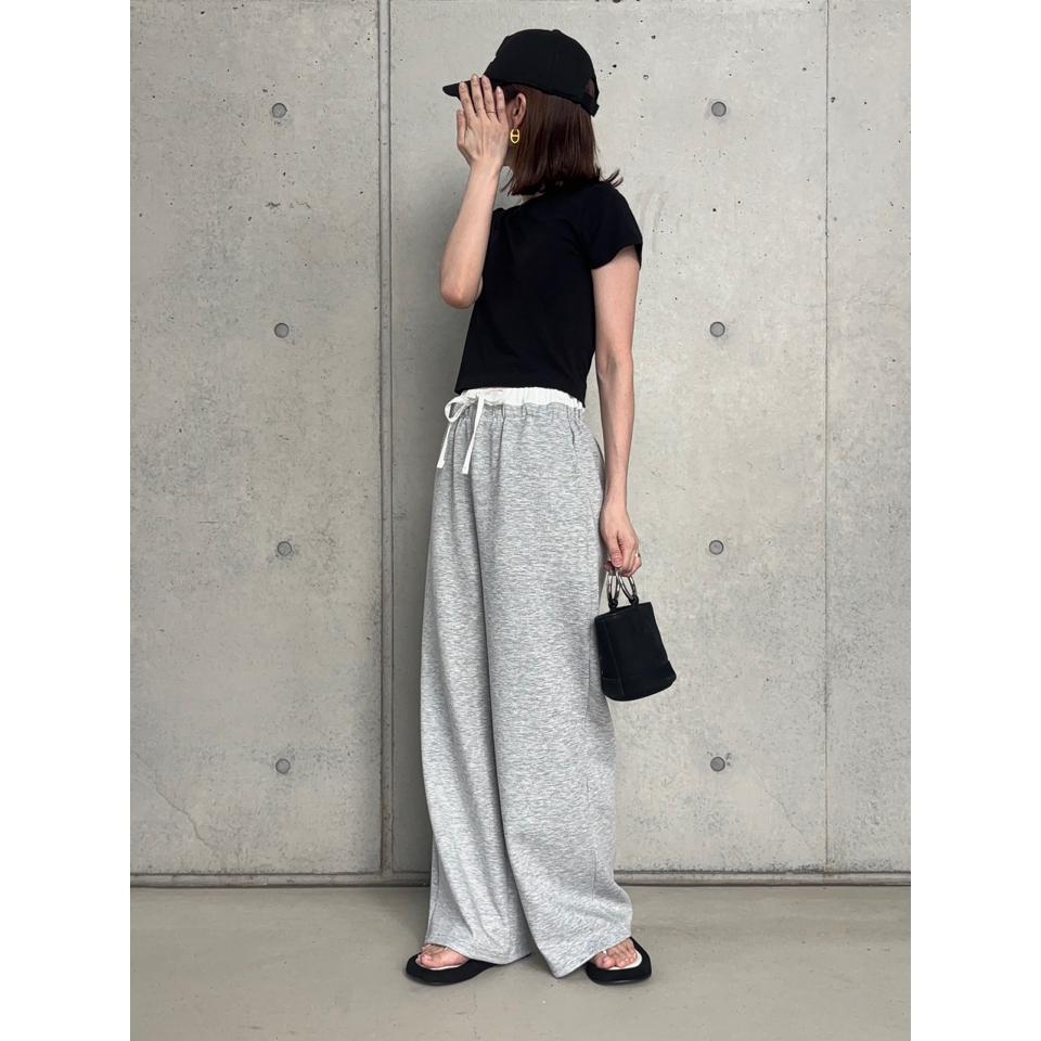 {{.FirstItem.Brand.Name}}({{.FirstItem.Brand.NameKana}})の「{{.FirstItem.Name}}」を使った{{.PostType}}