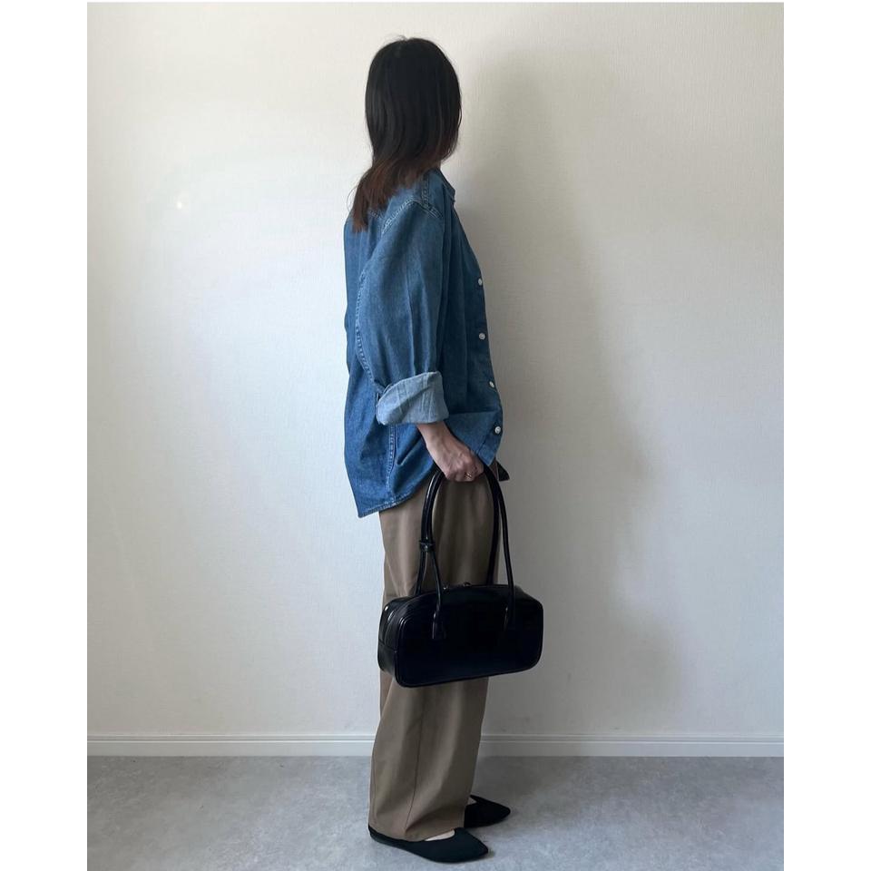 {{.FirstItem.Brand.Name}}({{.FirstItem.Brand.NameKana}})の「{{.FirstItem.Name}}」を使った{{.PostType}}