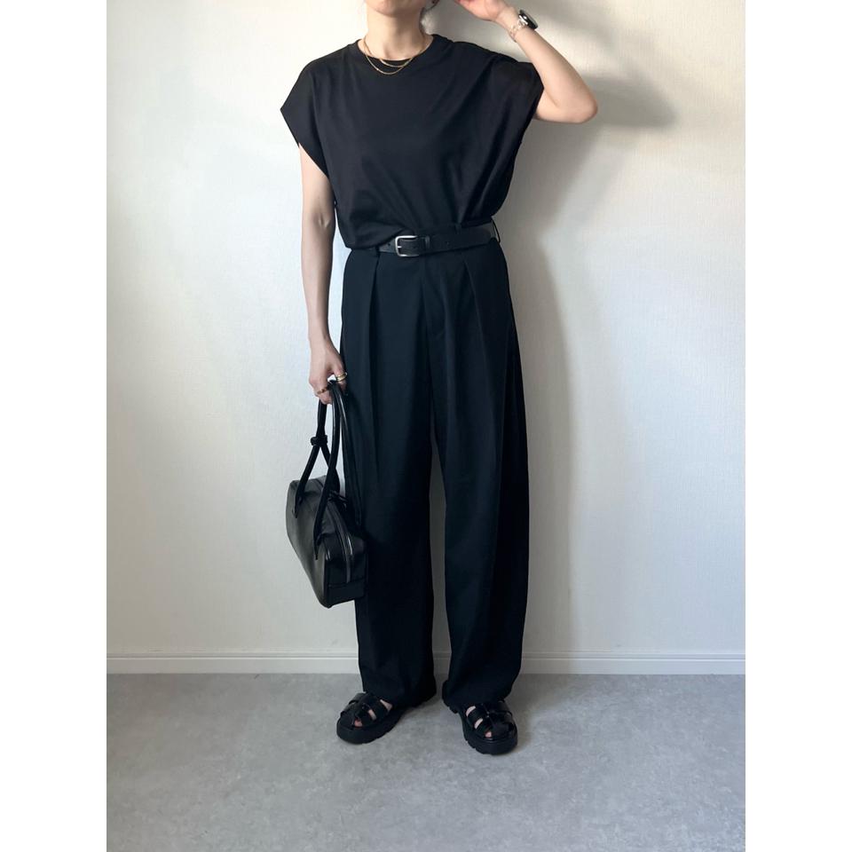 {{.FirstItem.Brand.Name}}({{.FirstItem.Brand.NameKana}})の「{{.FirstItem.Name}}」を使った{{.PostType}}
