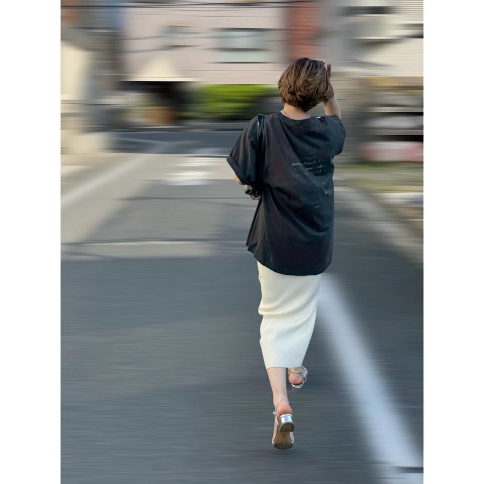 {{.FirstItem.Brand.Name}}({{.FirstItem.Brand.NameKana}})の「{{.FirstItem.Name}}」を使った{{.PostType}}