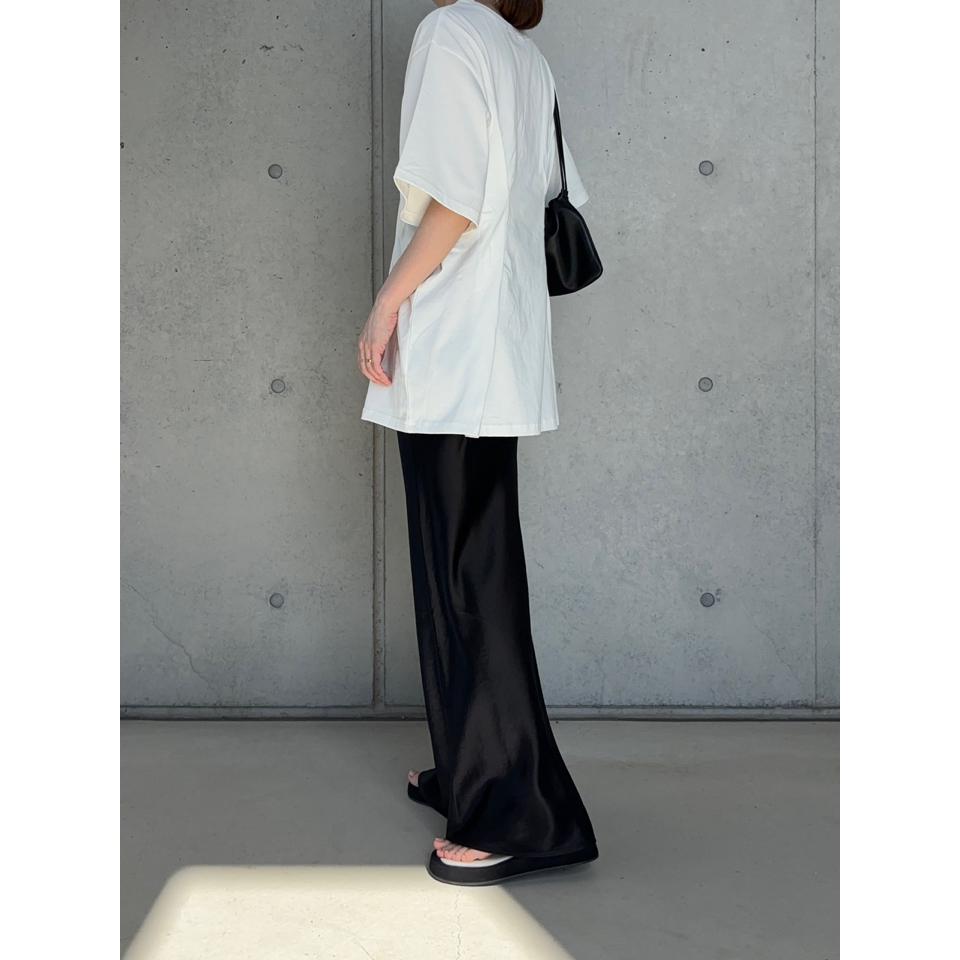 {{.FirstItem.Brand.Name}}({{.FirstItem.Brand.NameKana}})の「{{.FirstItem.Name}}」を使った{{.PostType}}