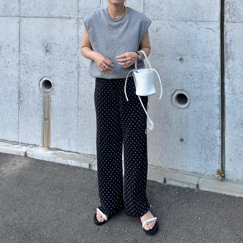 {{.FirstItem.Brand.Name}}({{.FirstItem.Brand.NameKana}})の「{{.FirstItem.Name}}」を使った{{.PostType}}