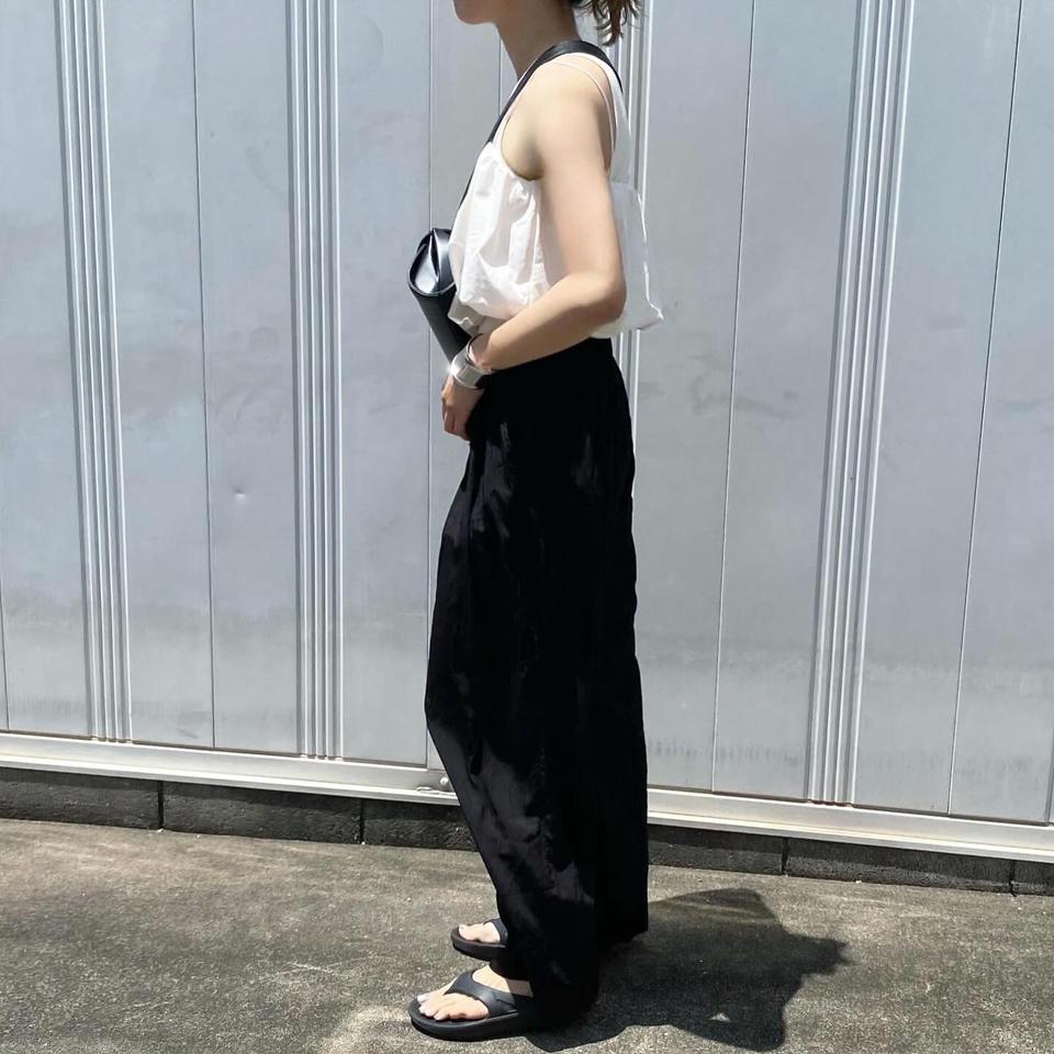 {{.FirstItem.Brand.Name}}({{.FirstItem.Brand.NameKana}})の「{{.FirstItem.Name}}」を使った{{.PostType}}