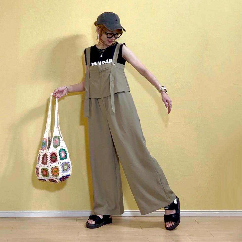 {{.FirstItem.Brand.Name}}({{.FirstItem.Brand.NameKana}})の「{{.FirstItem.Name}}」を使った{{.PostType}}