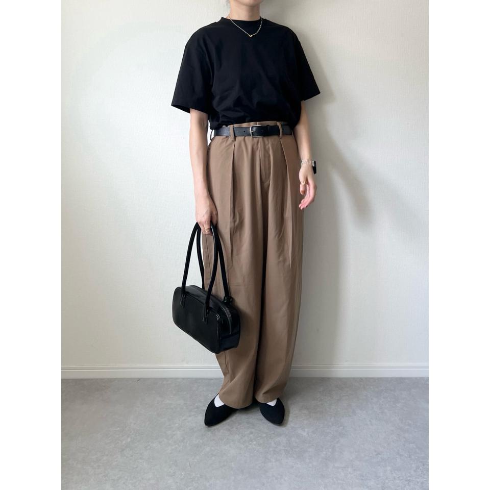 {{.FirstItem.Brand.Name}}({{.FirstItem.Brand.NameKana}})の「{{.FirstItem.Name}}」を使った{{.PostType}}