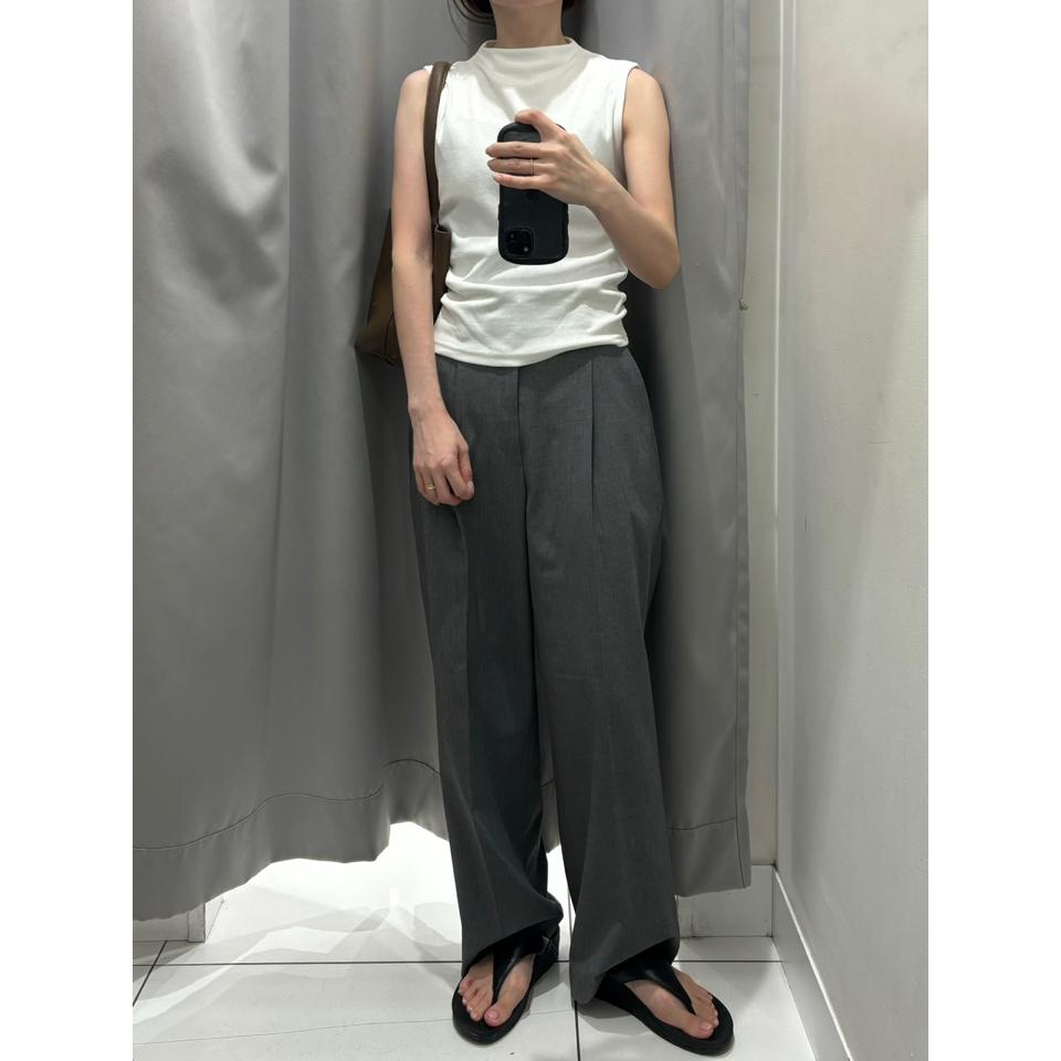 {{.FirstItem.Brand.Name}}({{.FirstItem.Brand.NameKana}})の「{{.FirstItem.Name}}」を使った{{.PostType}}