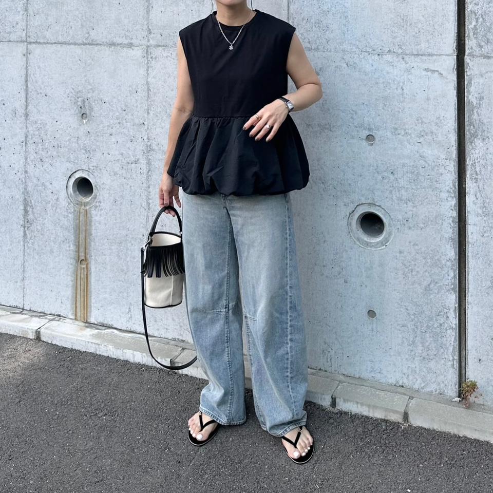 {{.FirstItem.Brand.Name}}({{.FirstItem.Brand.NameKana}})の「{{.FirstItem.Name}}」を使った{{.PostType}}