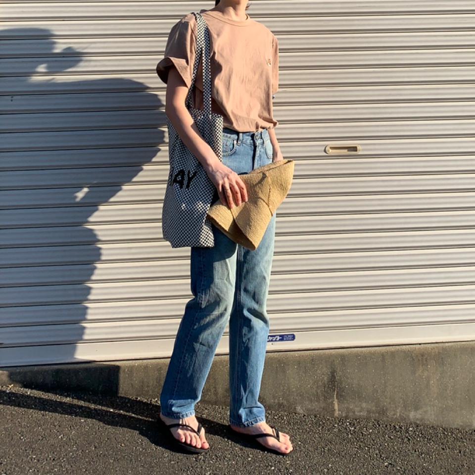 {{.FirstItem.Brand.Name}}({{.FirstItem.Brand.NameKana}})の「{{.FirstItem.Name}}」を使った{{.PostType}}