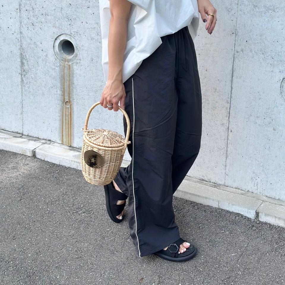 {{.FirstItem.Brand.Name}}({{.FirstItem.Brand.NameKana}})の「{{.FirstItem.Name}}」を使った{{.PostType}}