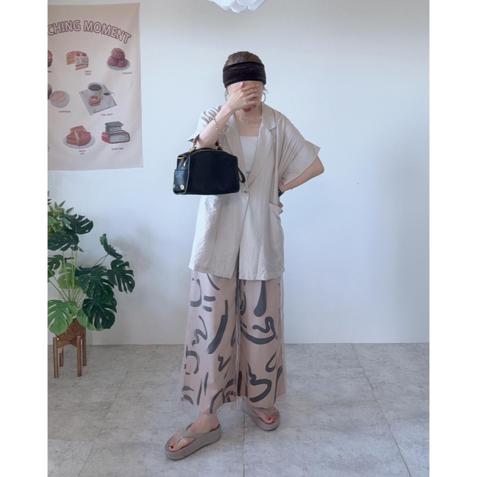 {{.FirstItem.Brand.Name}}({{.FirstItem.Brand.NameKana}})の「{{.FirstItem.Name}}」を使った{{.PostType}}