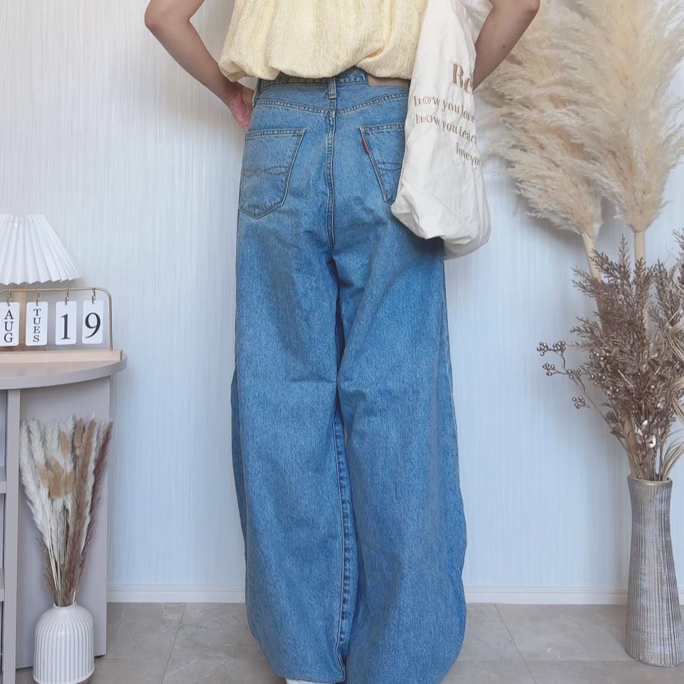 {{.FirstItem.Brand.Name}}({{.FirstItem.Brand.NameKana}})の「{{.FirstItem.Name}}」を使った{{.PostType}}