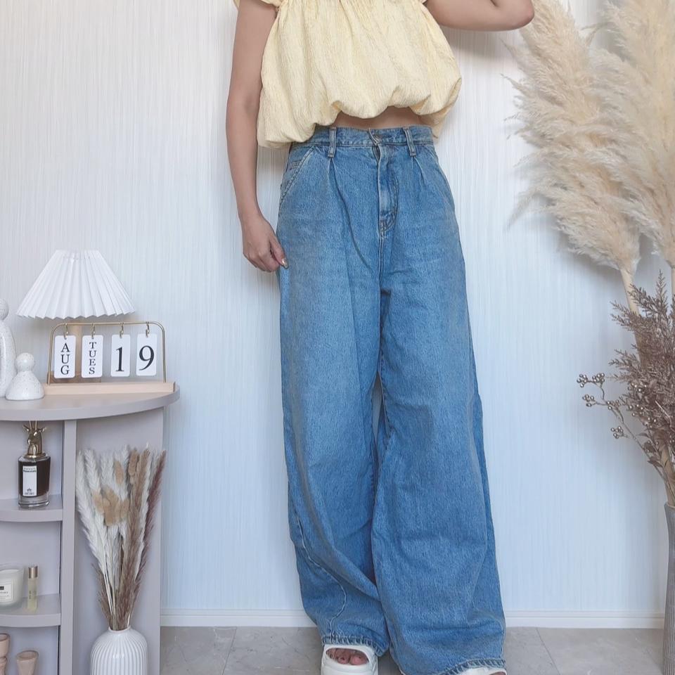 {{.FirstItem.Brand.Name}}({{.FirstItem.Brand.NameKana}})の「{{.FirstItem.Name}}」を使った{{.PostType}}