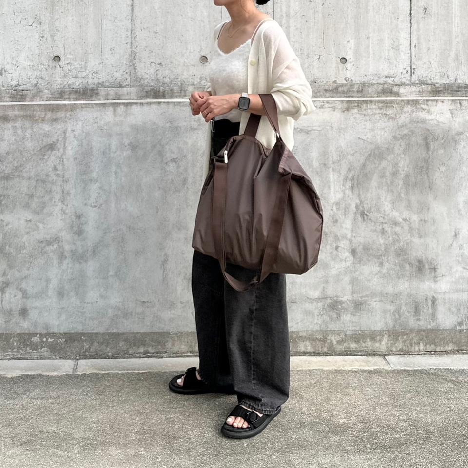 {{.FirstItem.Brand.Name}}({{.FirstItem.Brand.NameKana}})の「{{.FirstItem.Name}}」を使った{{.PostType}}
