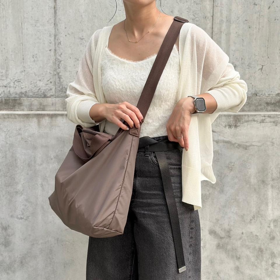 {{.FirstItem.Brand.Name}}({{.FirstItem.Brand.NameKana}})の「{{.FirstItem.Name}}」を使った{{.PostType}}