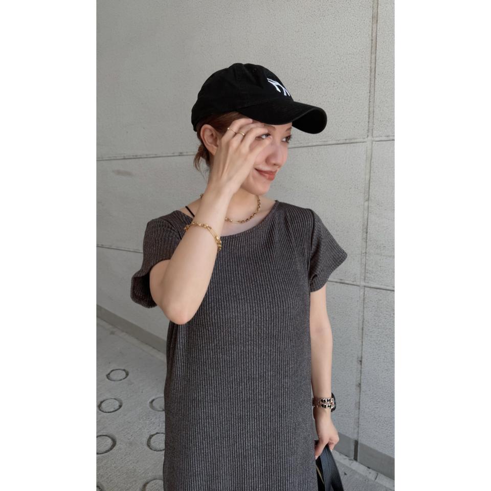 {{.FirstItem.Brand.Name}}({{.FirstItem.Brand.NameKana}})の「{{.FirstItem.Name}}」を使った{{.PostType}}