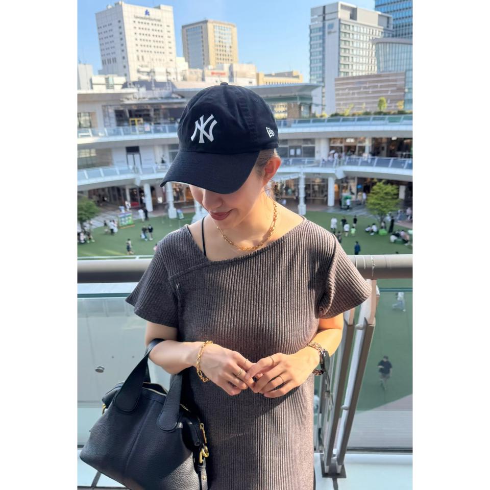 {{.FirstItem.Brand.Name}}({{.FirstItem.Brand.NameKana}})の「{{.FirstItem.Name}}」を使った{{.PostType}}