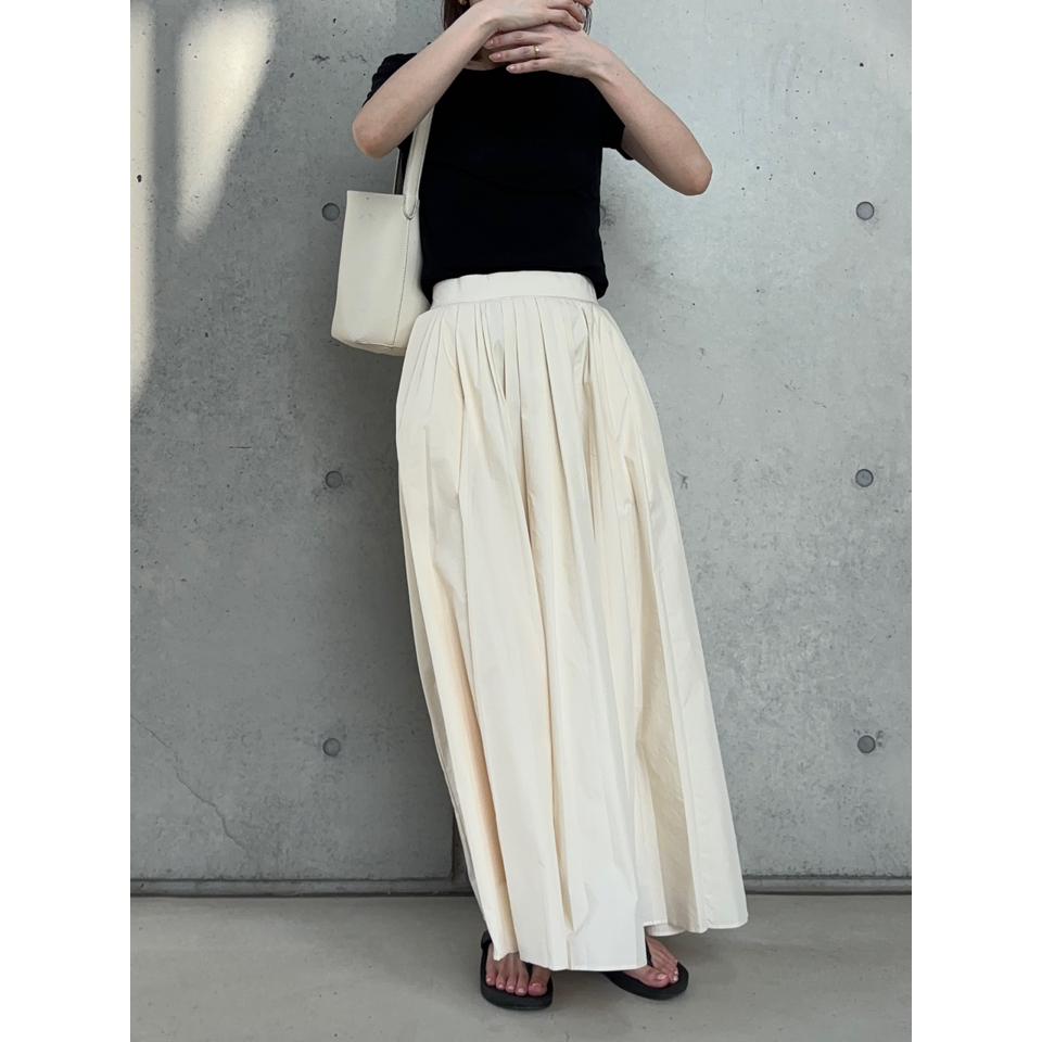 {{.FirstItem.Brand.Name}}({{.FirstItem.Brand.NameKana}})の「{{.FirstItem.Name}}」を使った{{.PostType}}