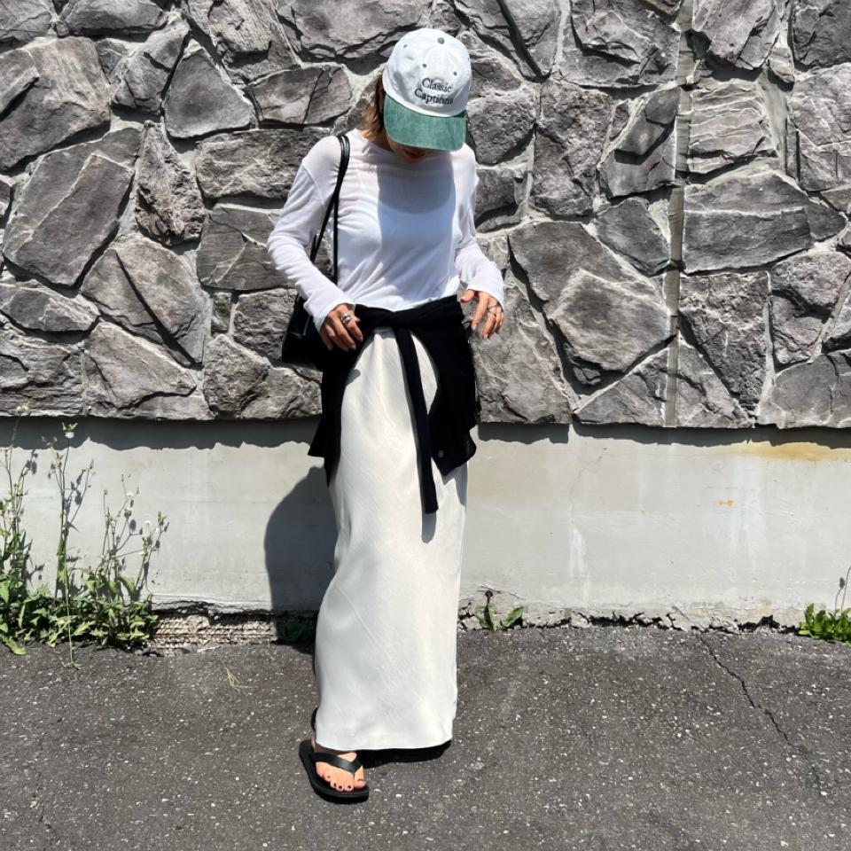 {{.FirstItem.Brand.Name}}({{.FirstItem.Brand.NameKana}})の「{{.FirstItem.Name}}」を使った{{.PostType}}