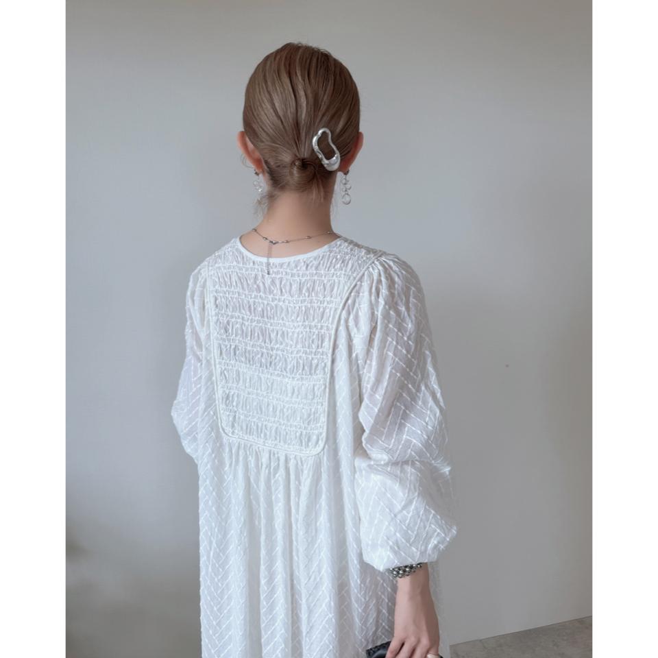 {{.FirstItem.Brand.Name}}({{.FirstItem.Brand.NameKana}})の「{{.FirstItem.Name}}」を使った{{.PostType}}