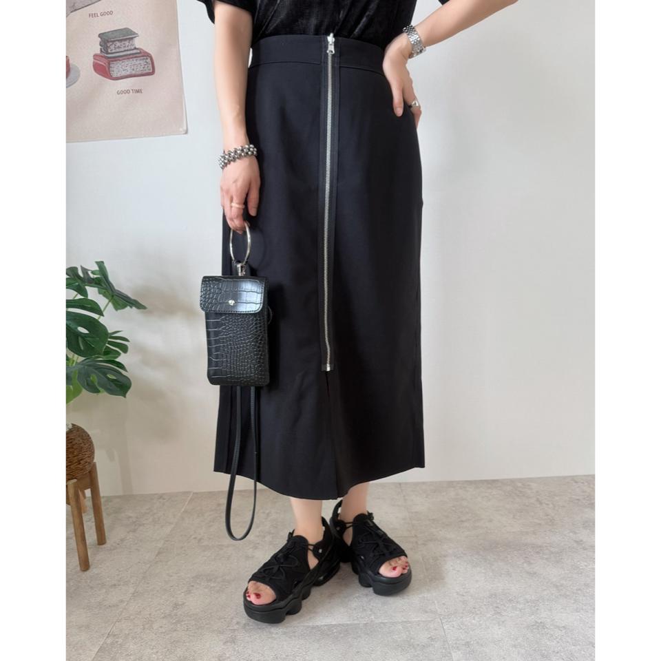 {{.FirstItem.Brand.Name}}({{.FirstItem.Brand.NameKana}})の「{{.FirstItem.Name}}」を使った{{.PostType}}