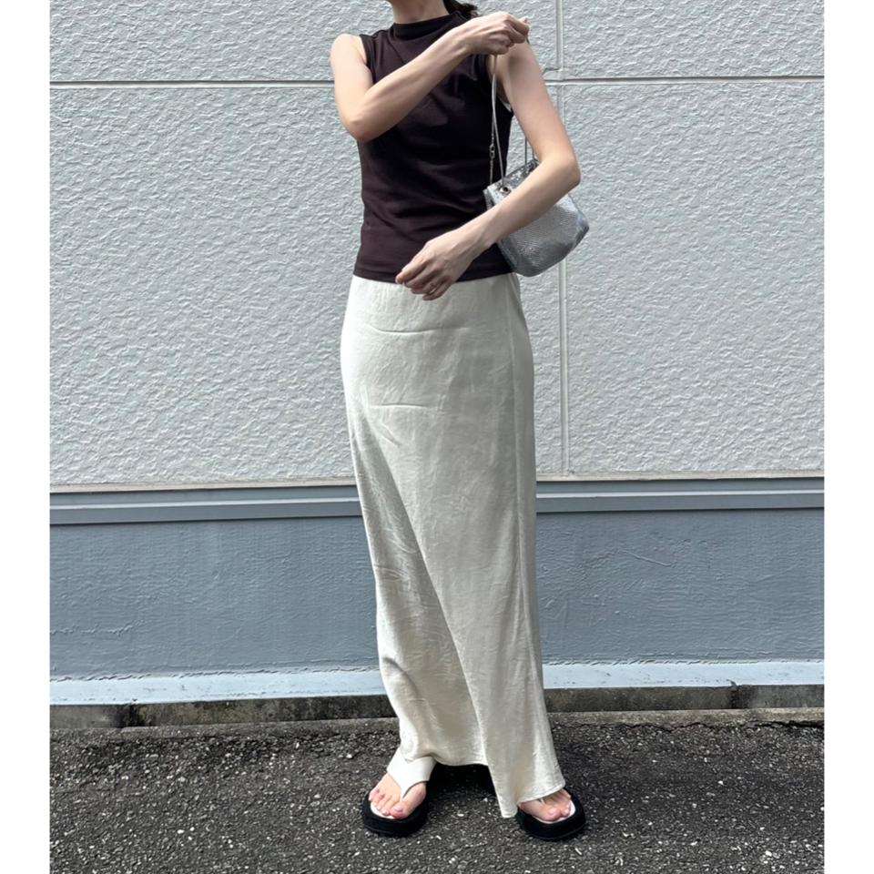 {{.FirstItem.Brand.Name}}({{.FirstItem.Brand.NameKana}})の「{{.FirstItem.Name}}」を使った{{.PostType}}