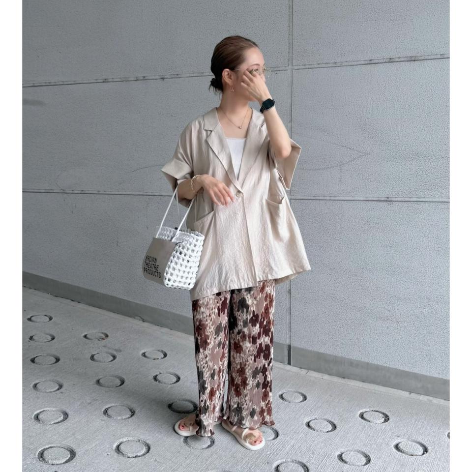 {{.FirstItem.Brand.Name}}({{.FirstItem.Brand.NameKana}})の「{{.FirstItem.Name}}」を使った{{.PostType}}